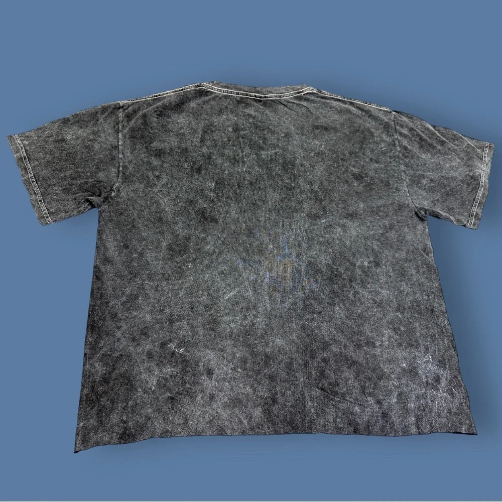 NWOT Whitney Houston High-Low Cropped T-Shirt in Mineral Washed Black. Size M - Picture 3 of 9